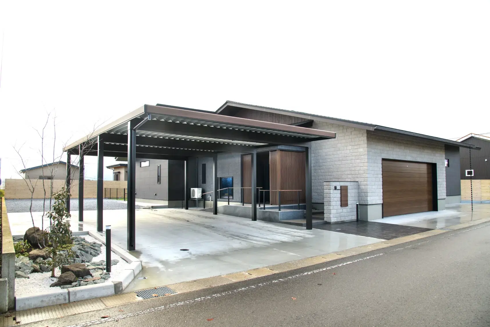平内建築の平屋外観